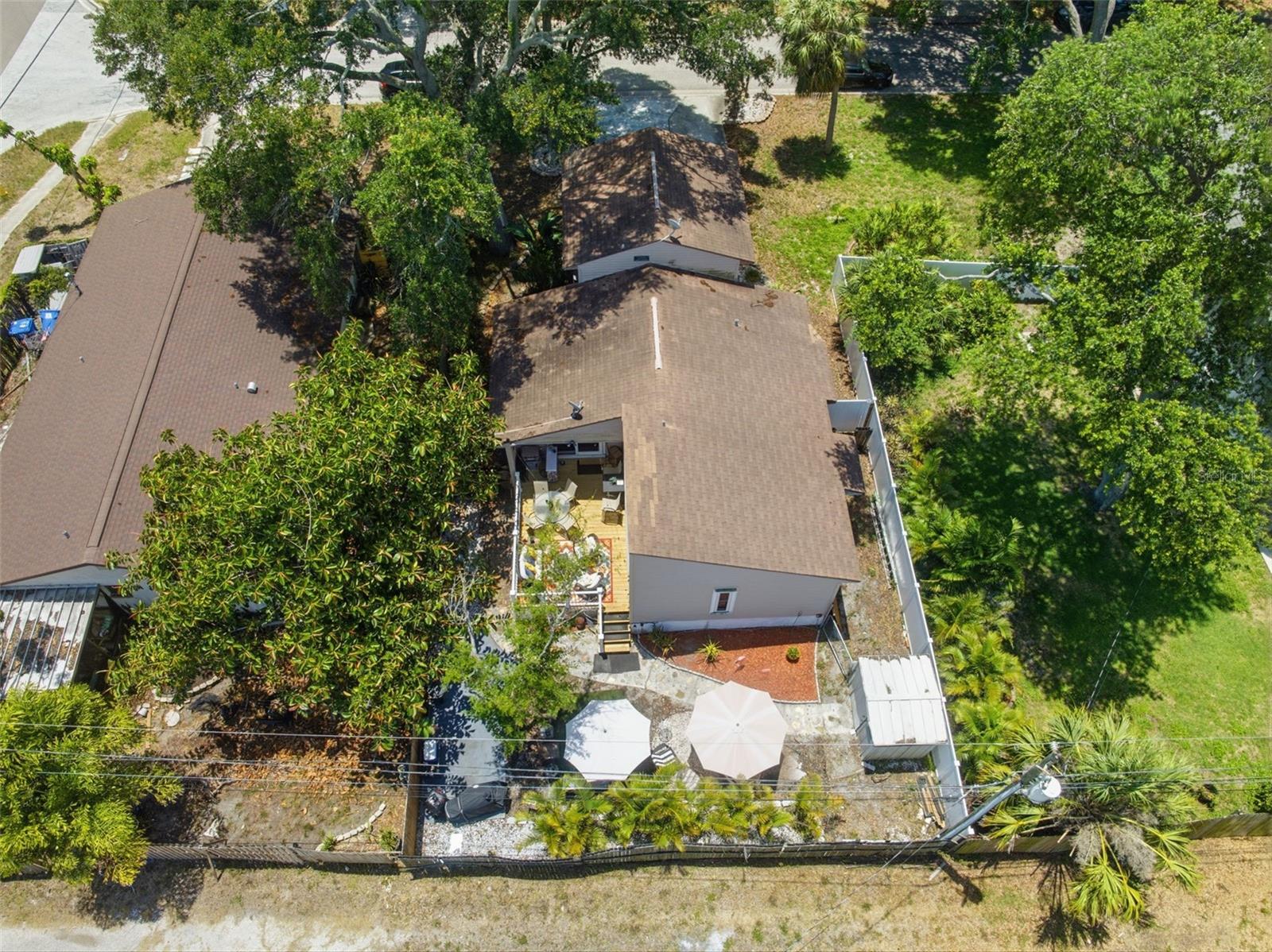 111 69TH AVE N, ST PETERSBURG, FL, 33702