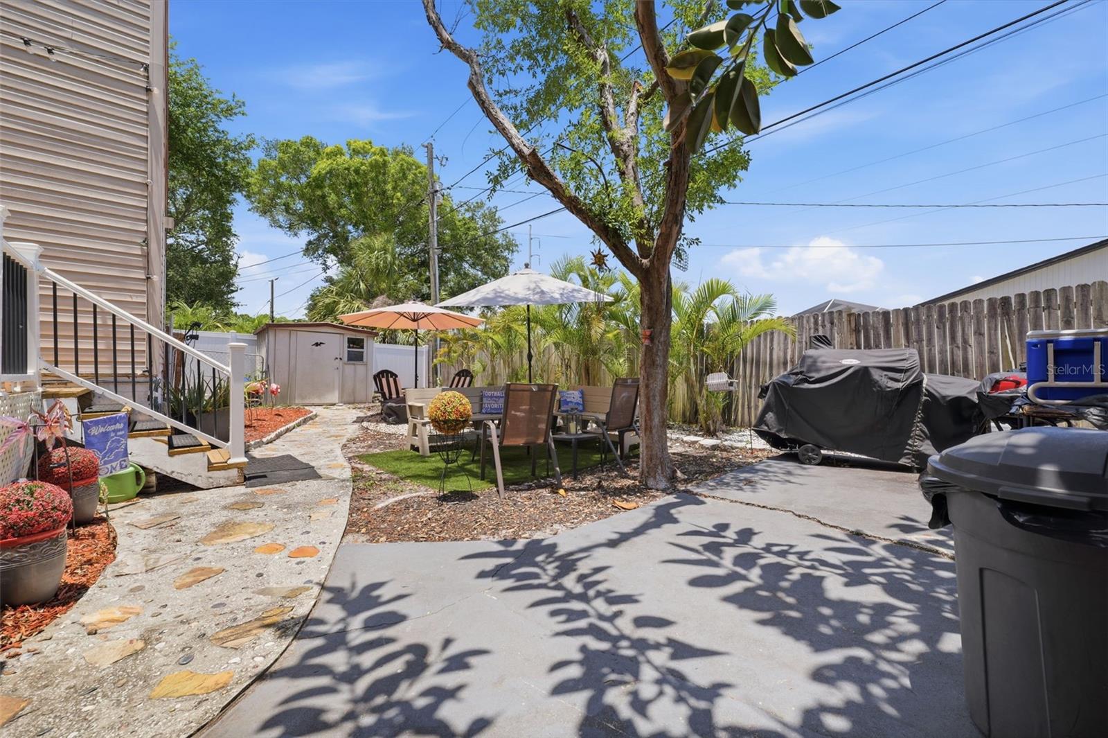 111 69TH AVE N, ST PETERSBURG, FL, 33702