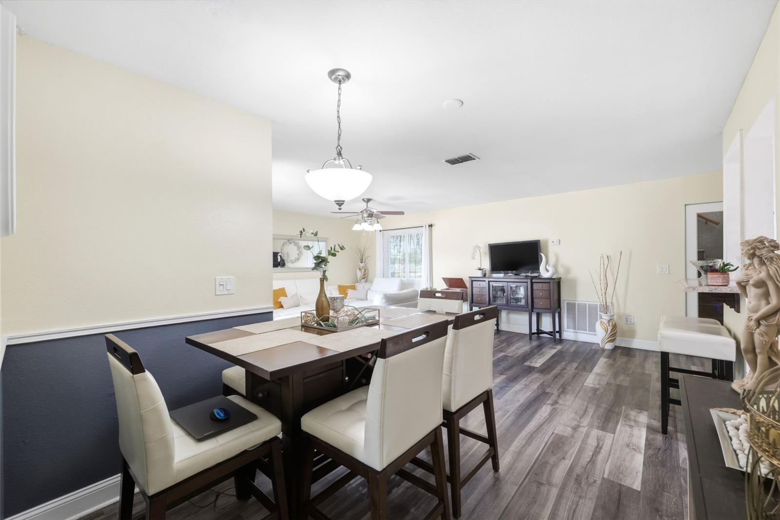 111 69TH AVE N, ST PETERSBURG, FL, 33702