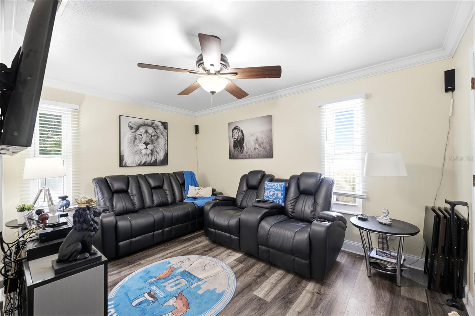 111 69TH AVE N, ST PETERSBURG, FL, 33702
