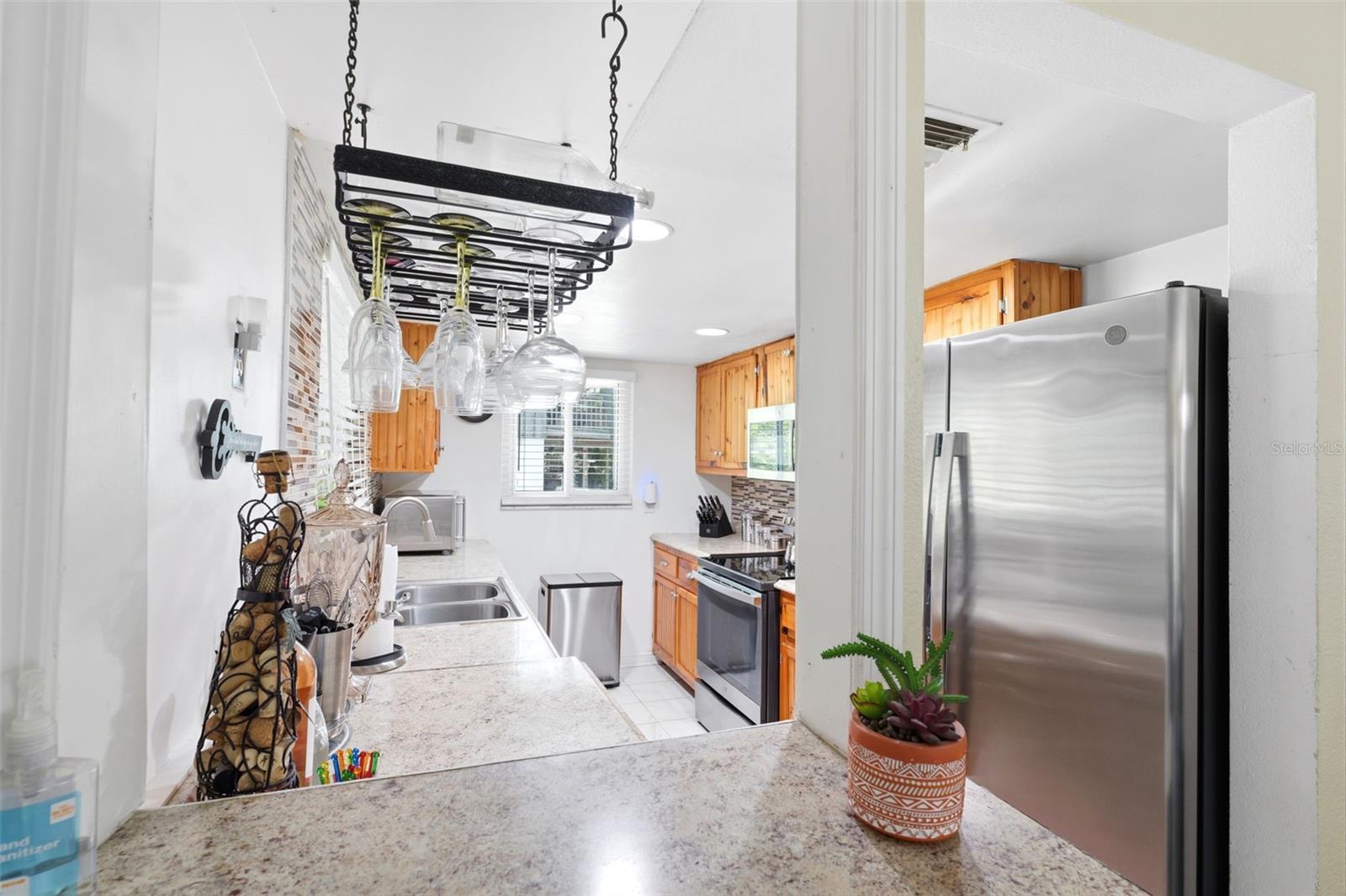 111 69TH AVE N, ST PETERSBURG, FL, 33702