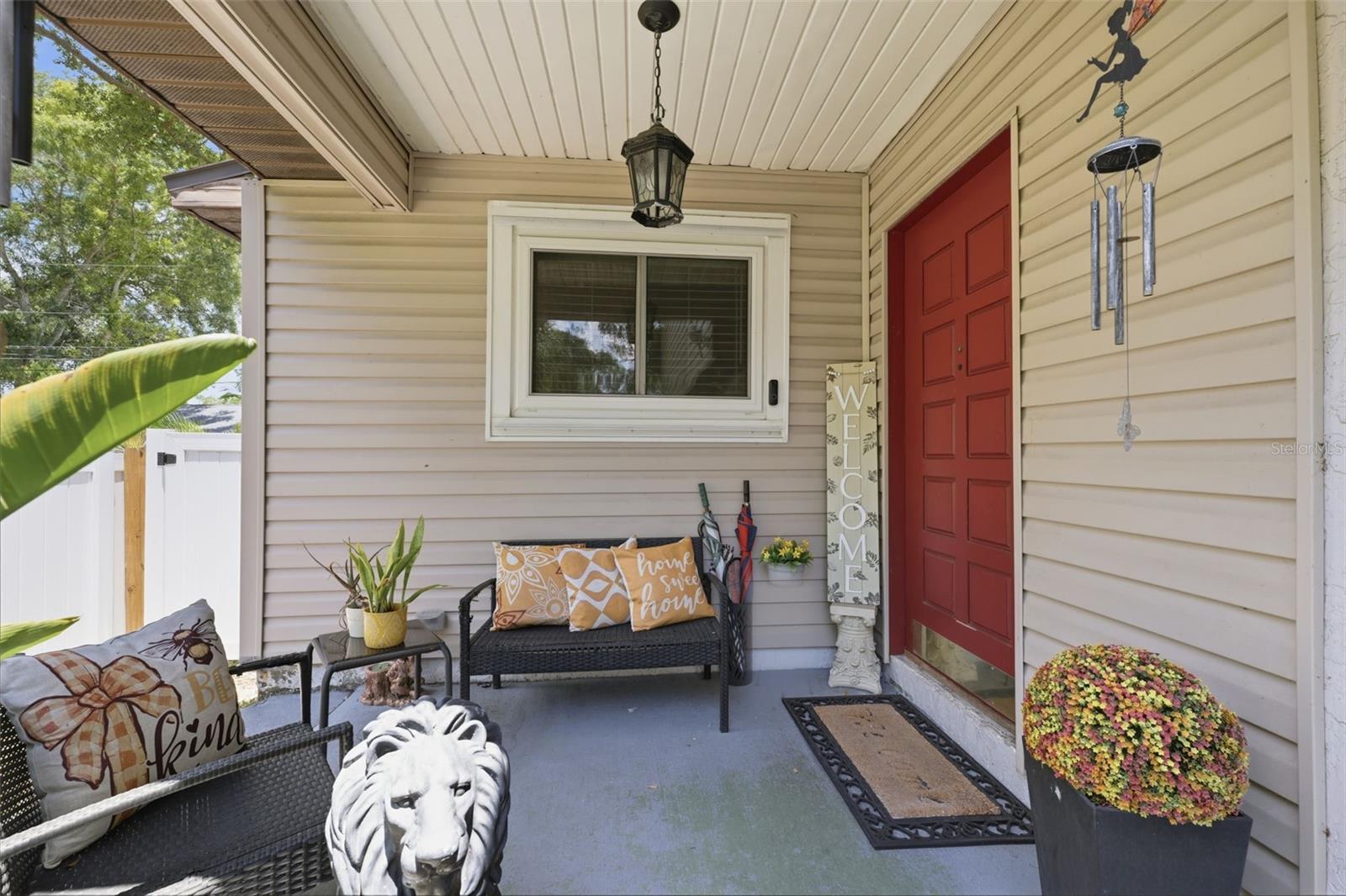 111 69TH AVE N, ST PETERSBURG, FL, 33702