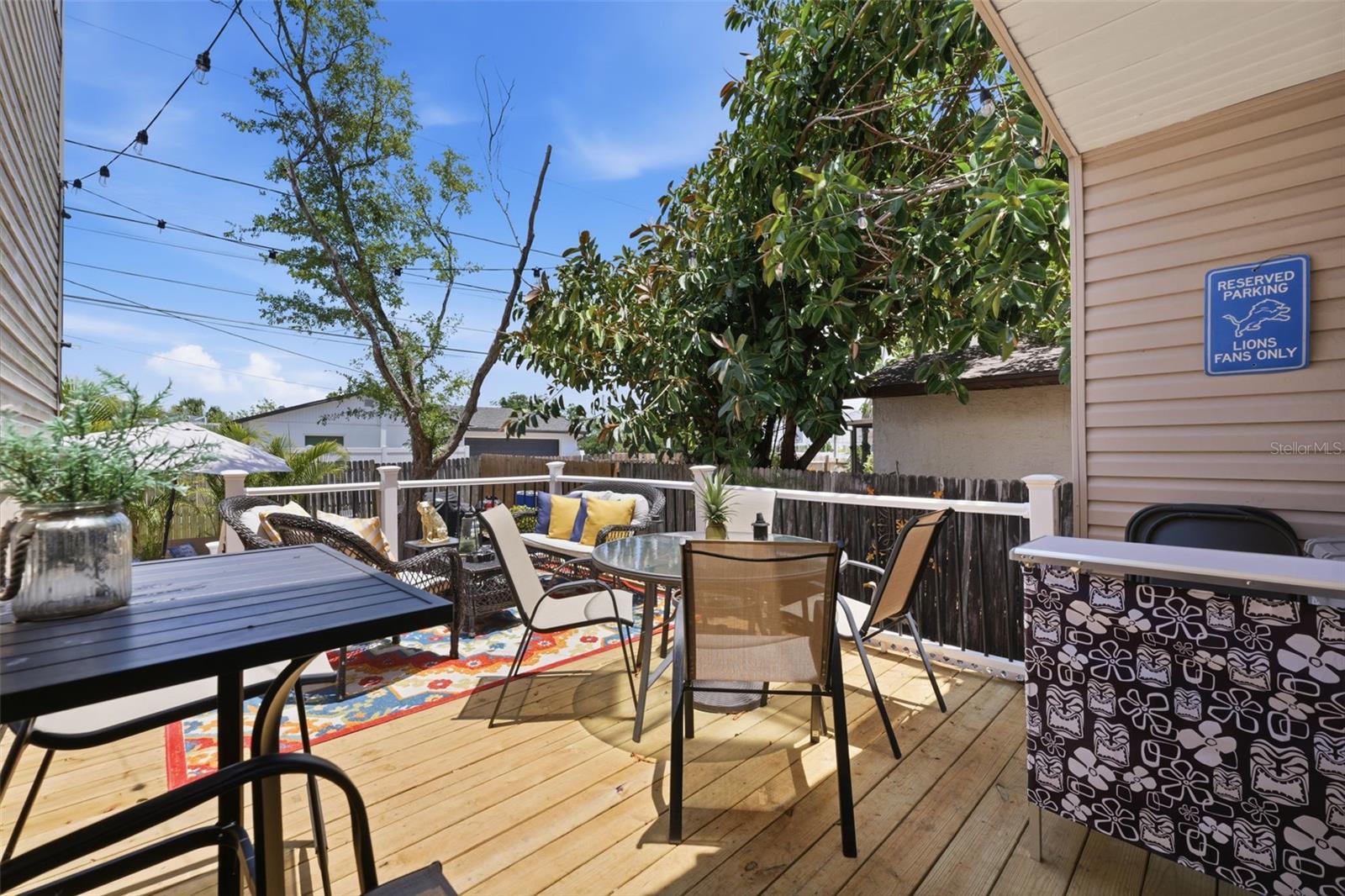 111 69TH AVE N, ST PETERSBURG, FL, 33702
