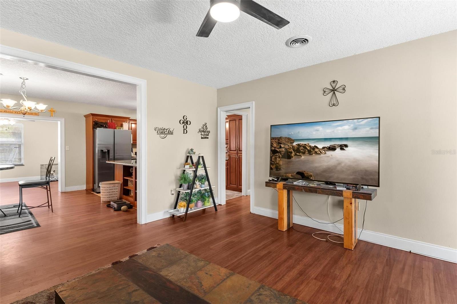 14407 LAKE JUNIETTA DR, TAVARES, FL, 32778