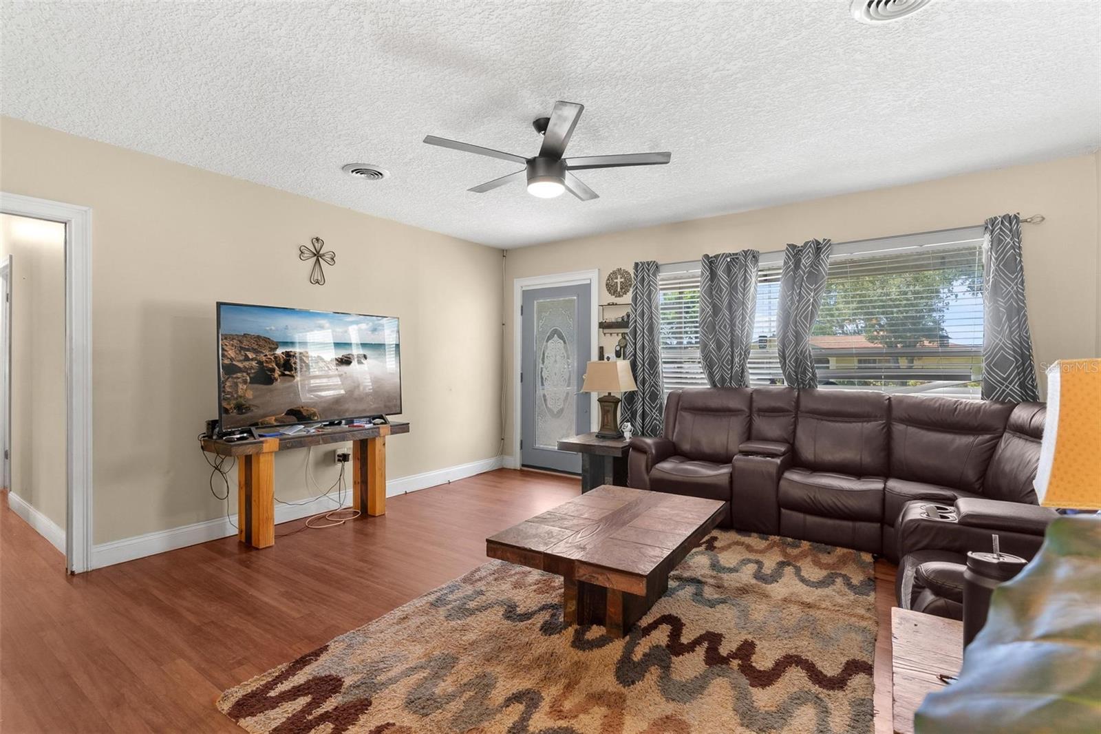 14407 LAKE JUNIETTA DR, TAVARES, FL, 32778