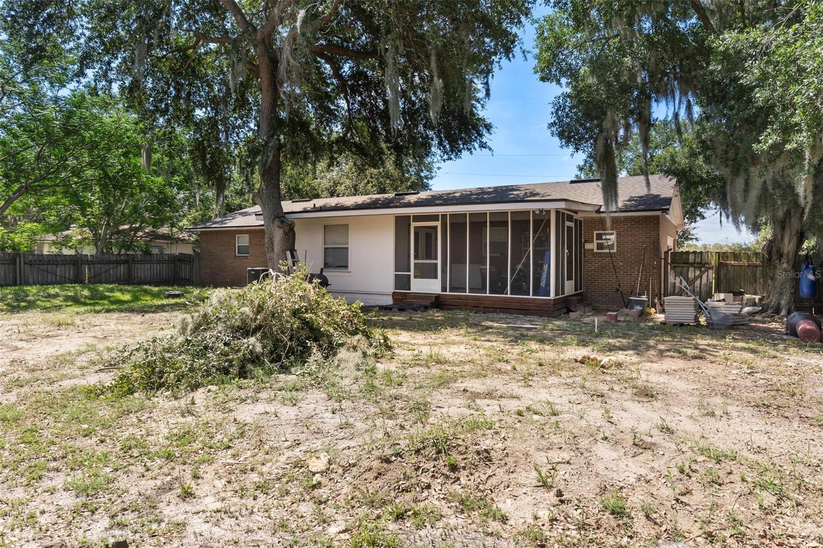 14407 LAKE JUNIETTA DR, TAVARES, FL, 32778