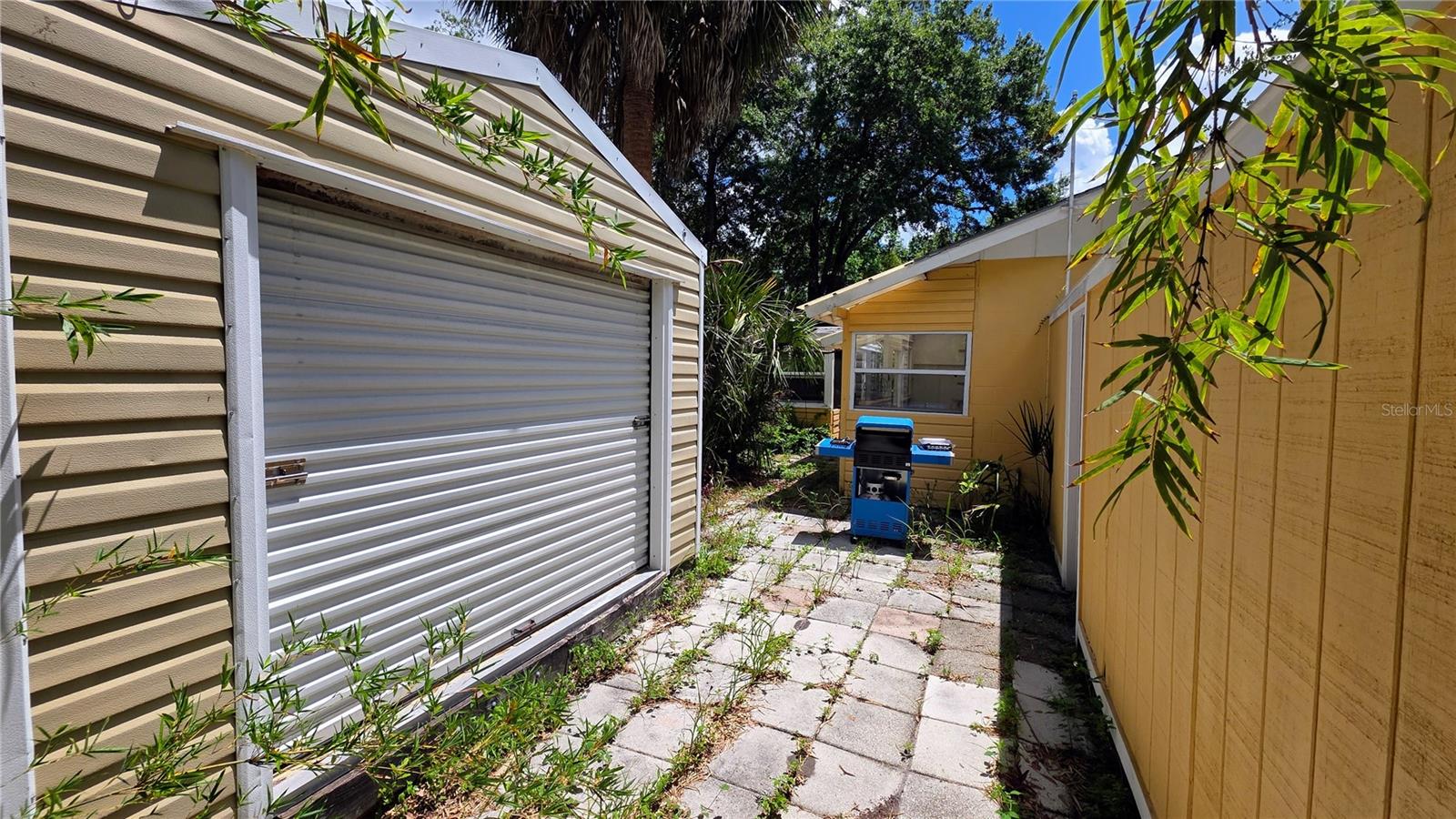 1038 NE 14TH AVE, GAINESVILLE, FL, 32601