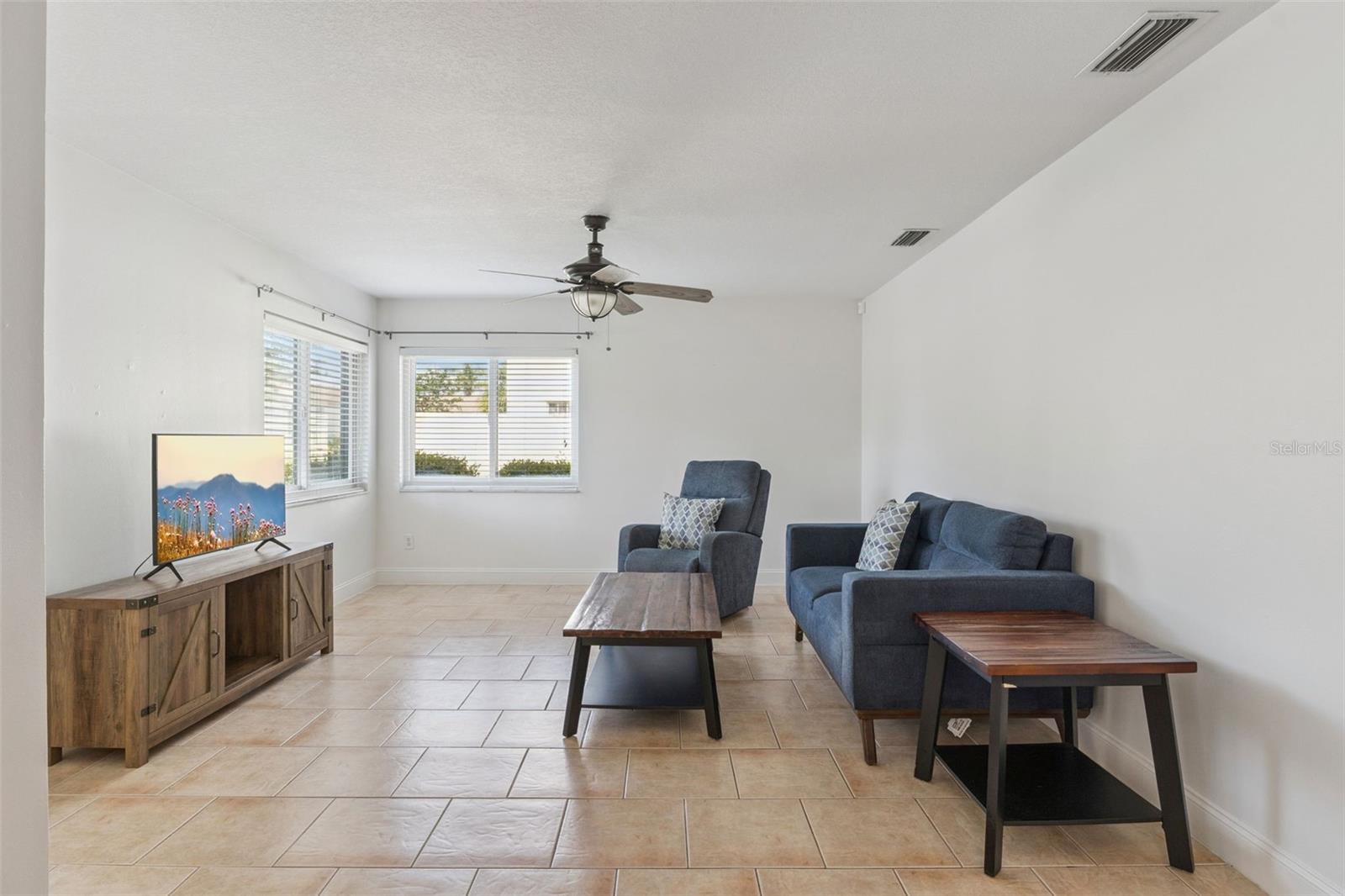 668 OLYMPIC DR #1, OCOEE, FL, 34761
