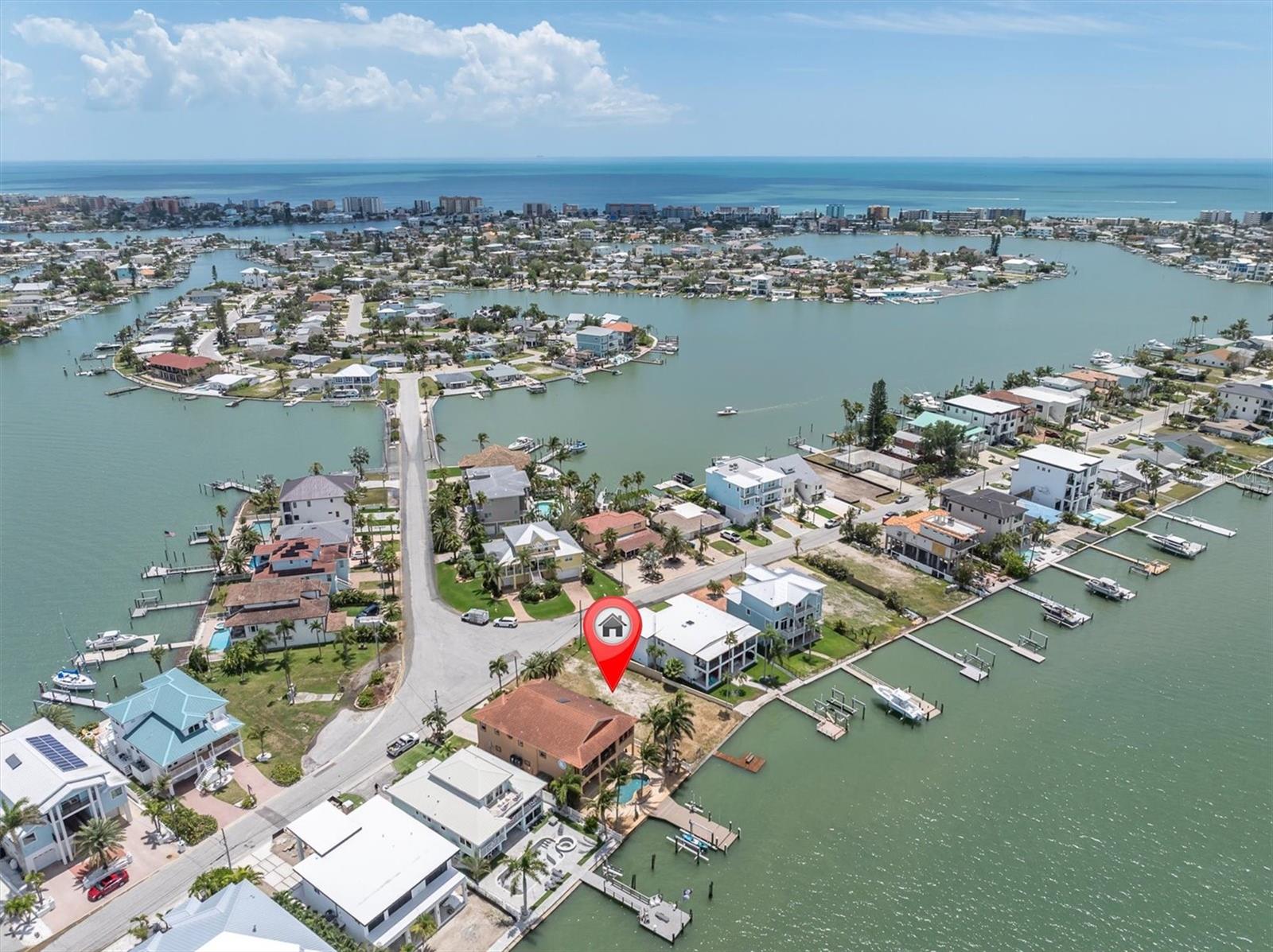 852 BAY POINT DR, MADEIRA BEACH, FL, 33708