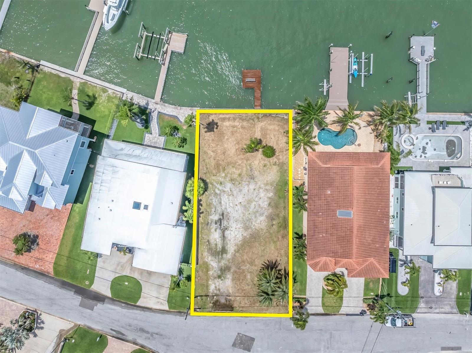 852 BAY POINT DR, MADEIRA BEACH, FL, 33708