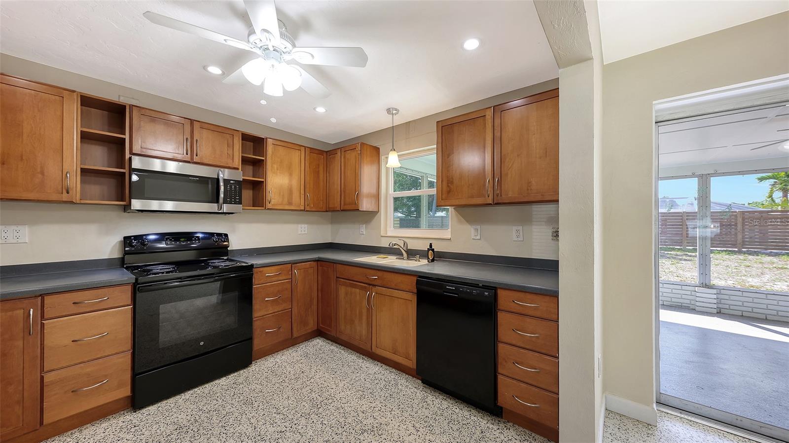 2542 TULIP ST, SARASOTA, FL, 34239