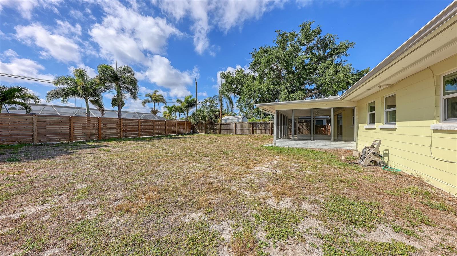 2542 TULIP ST, SARASOTA, FL, 34239