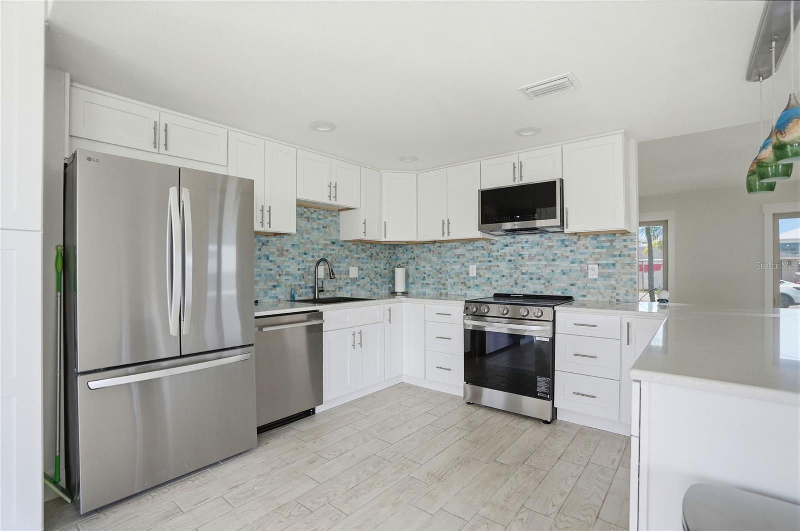 13840 BARNARD AVE, HUDSON, FL, 34667