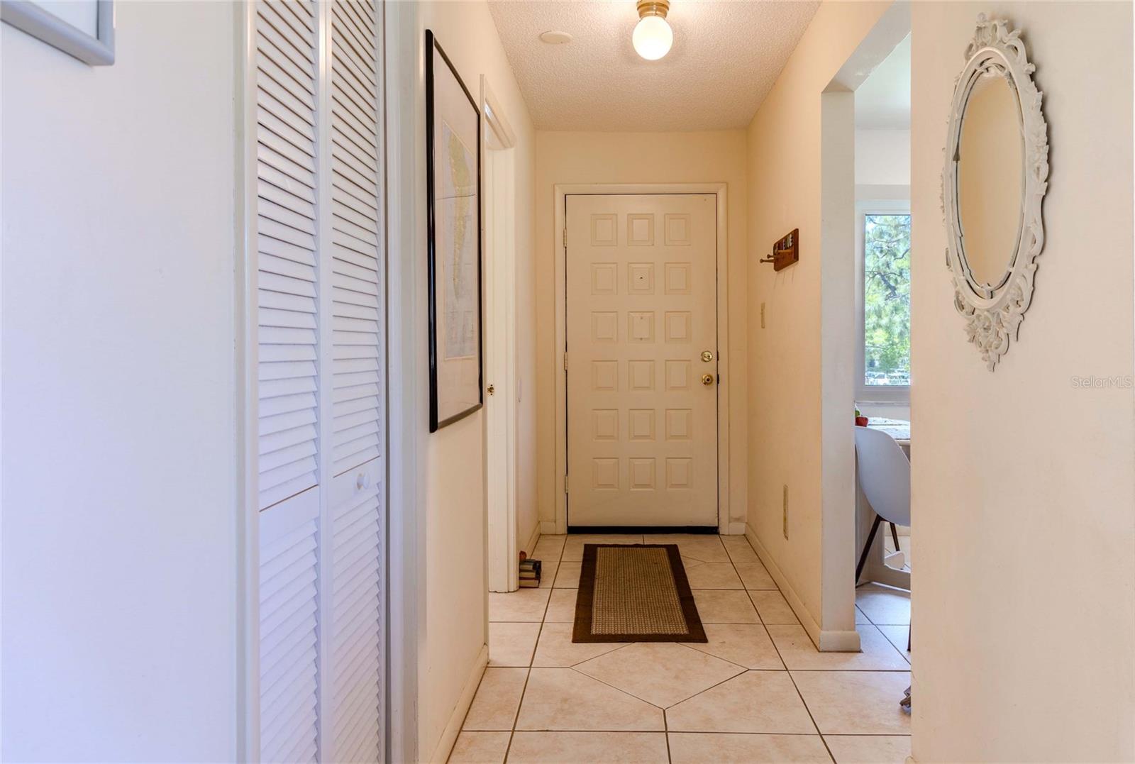 5191 LAKE VILLAGE DR #2, SARASOTA, FL, 34235