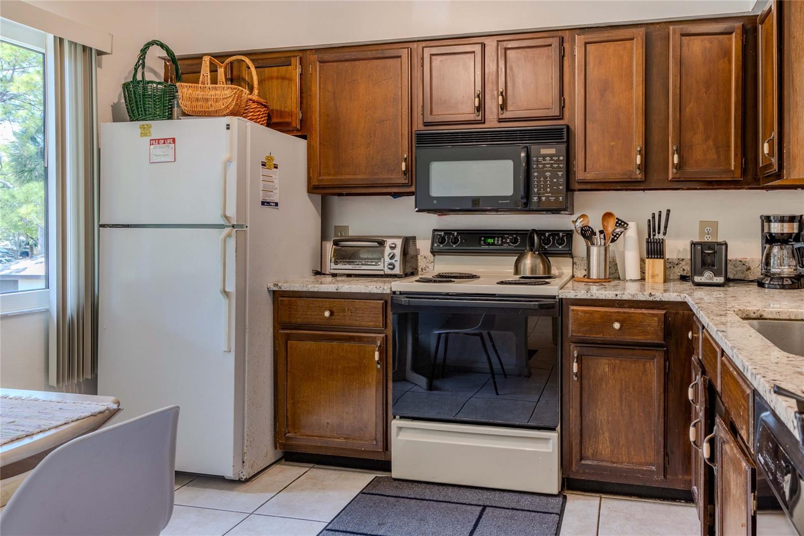 5191 LAKE VILLAGE DR #2, SARASOTA, FL, 34235