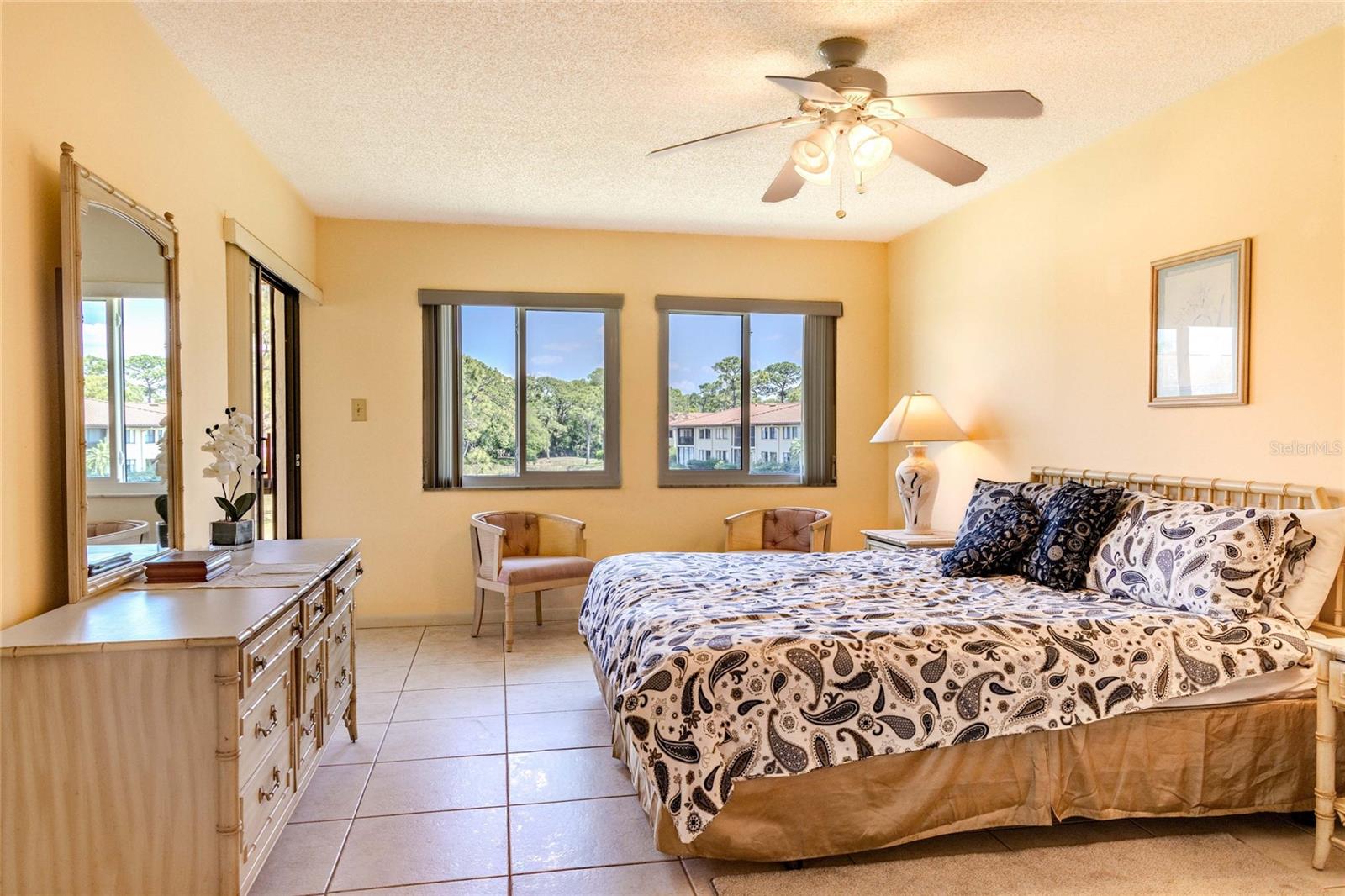 5191 LAKE VILLAGE DR #2, SARASOTA, FL, 34235