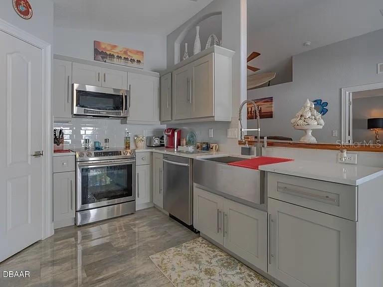 401 MOBILE AVE, DAYTONA BEACH, FL, 32118