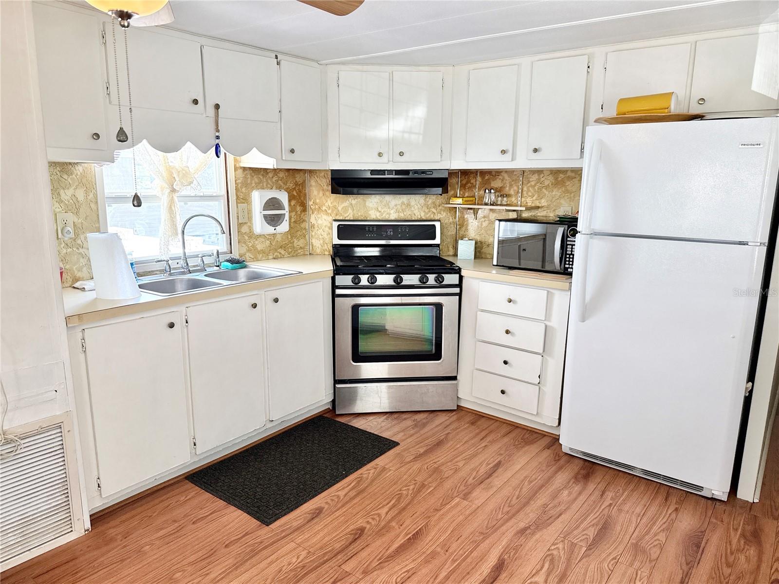 425 MOUNT PINEY AVE NE #681, ST PETERSBURG, FL, 33702