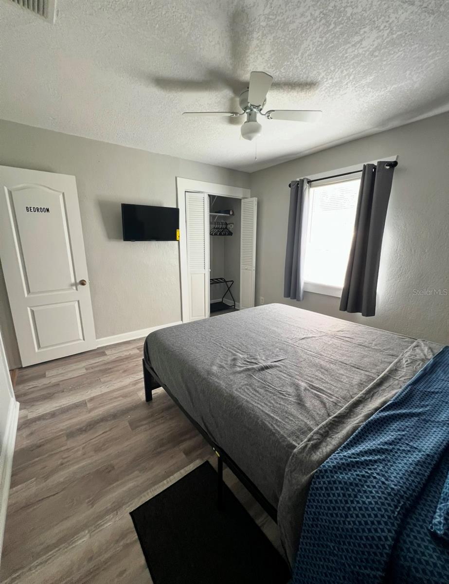 3910 E ELLICOTT ST, TAMPA, FL, 33610