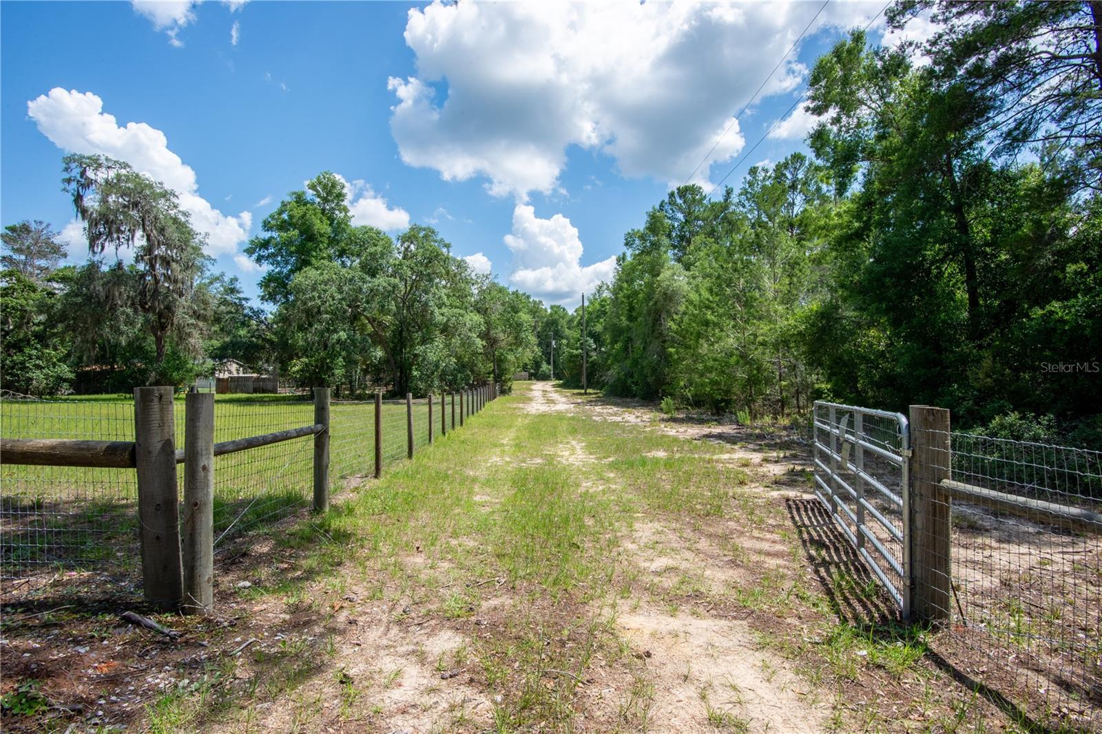 26721 CHIPPEWA TRL, BROOKSVILLE, FL, 34601