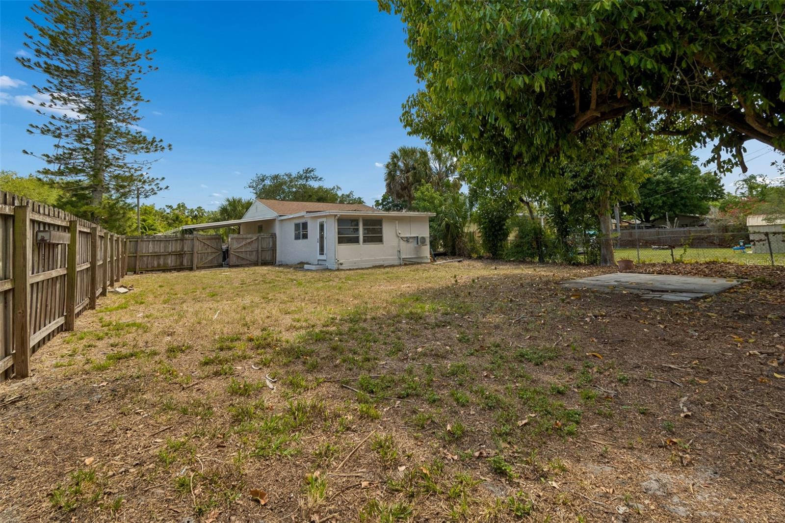 517 HAMPTON AVE NE, ST PETERSBURG, FL, 33703