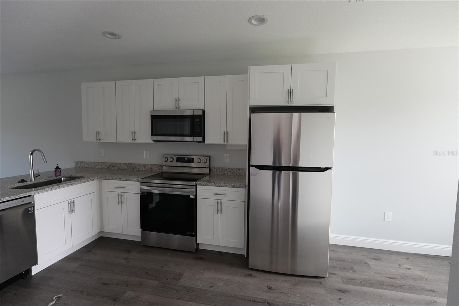 17196 BONNIE AVE, PORT CHARLOTTE, FL, 33954