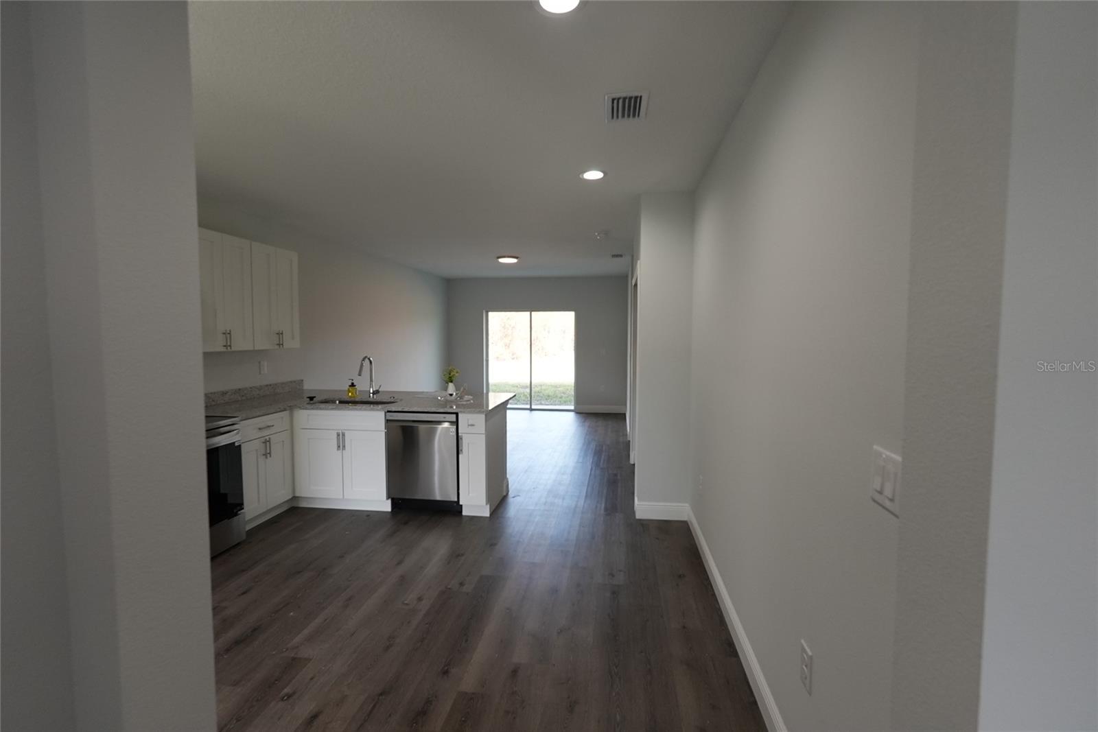 17196 BONNIE AVE, PORT CHARLOTTE, FL, 33954