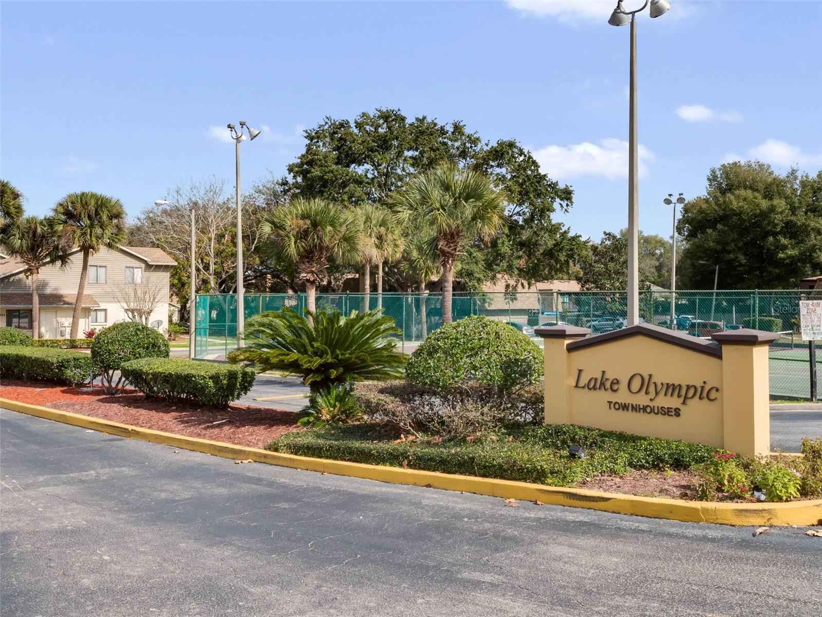 737 OLYMPIC CIR, OCOEE, FL, 34761