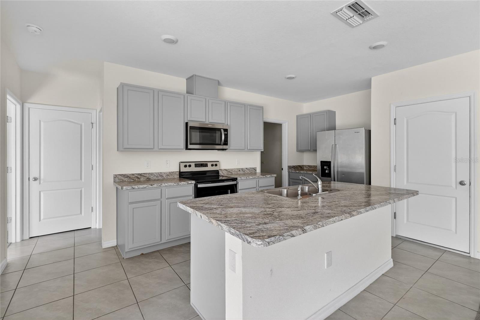 3365 COSTELLO CIR, WINTER HAVEN, FL, 33884