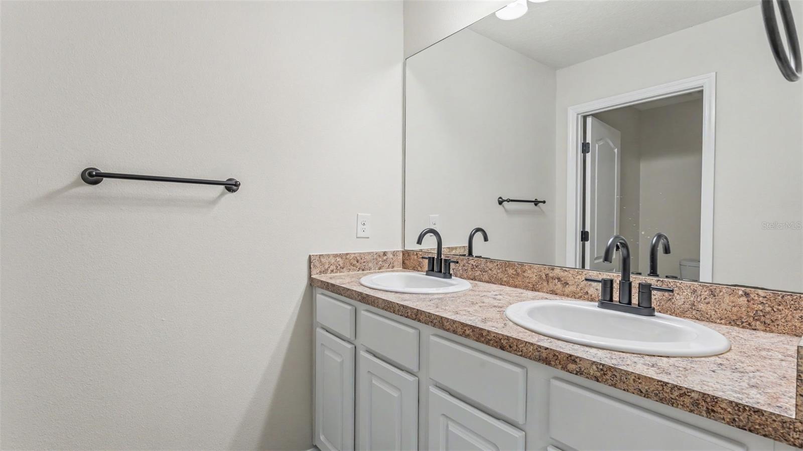 5755 MARSH LANDINGS DR, WINTER HAVEN, FL, 33881
