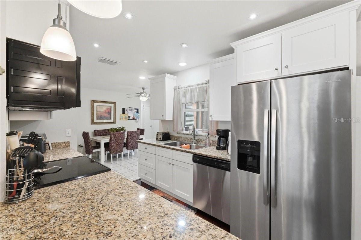 552 HARDENOAK BLVD, LAKELAND, FL, 33813