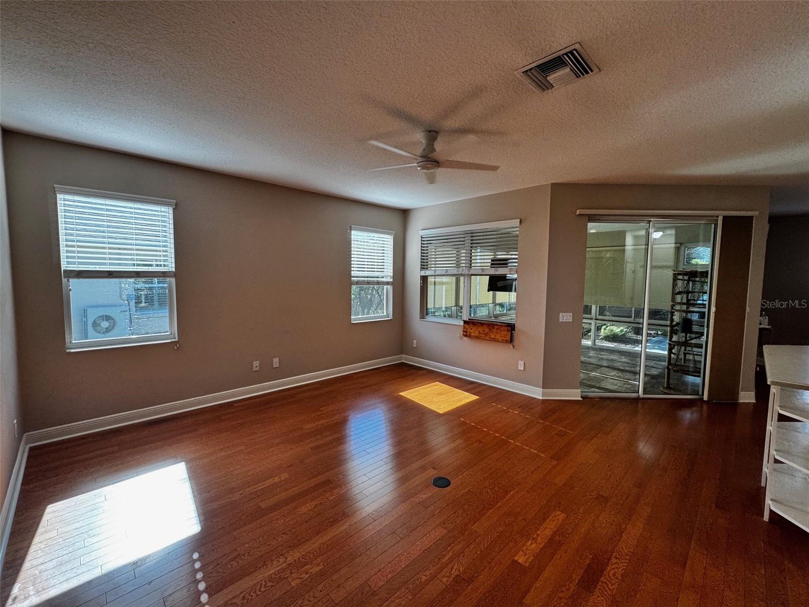 1672 GUMWOOD DR, THE VILLAGES, FL, 32162