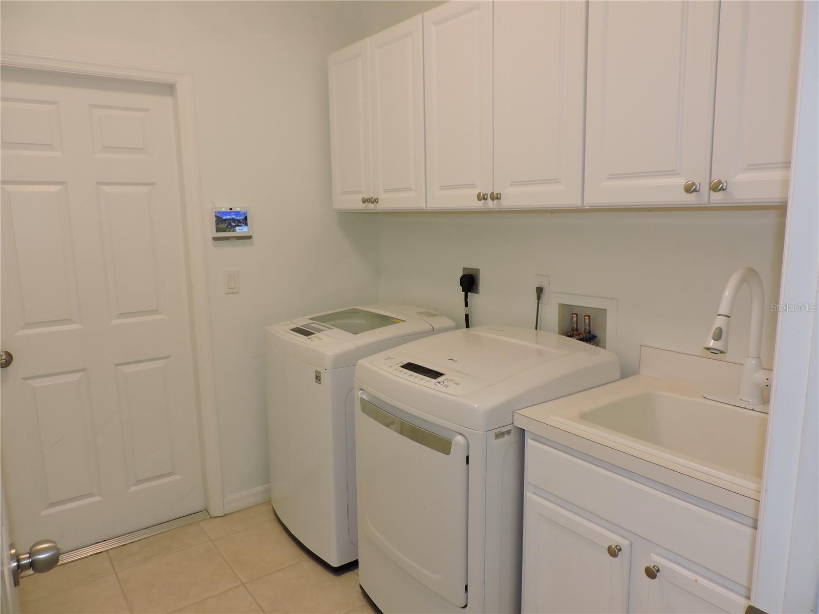 122 CLEAR LAKE DR, ENGLEWOOD, FL, 34223