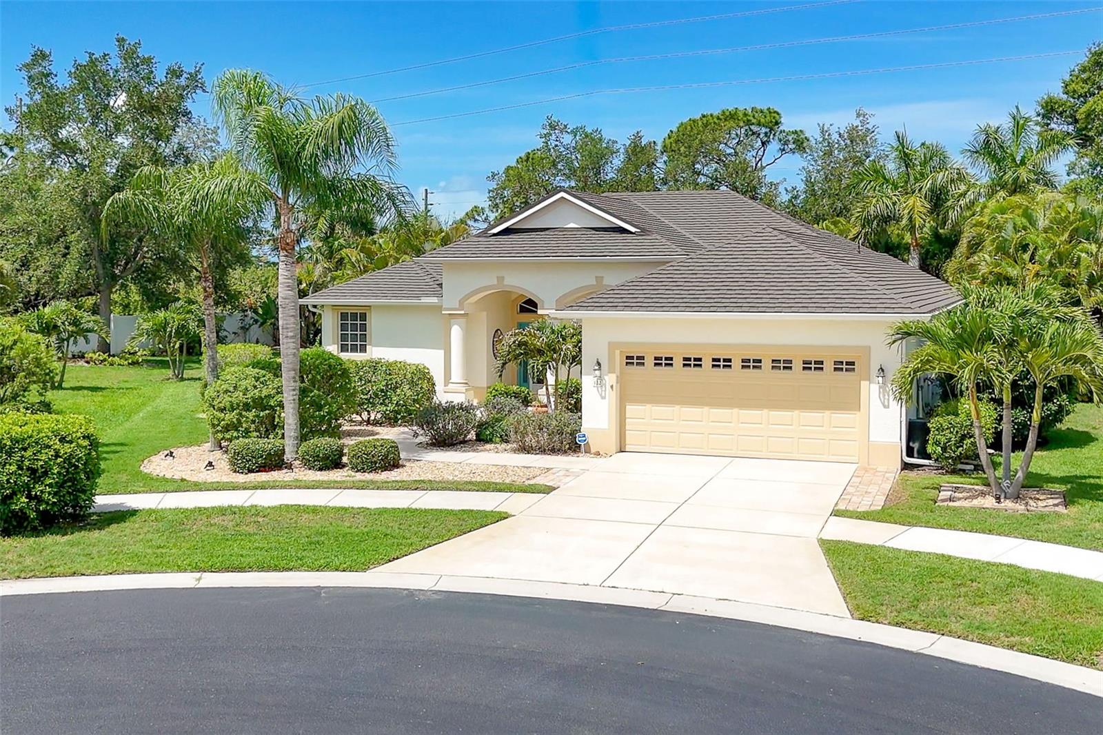 122 CLEAR LAKE DR, ENGLEWOOD, FL, 34223