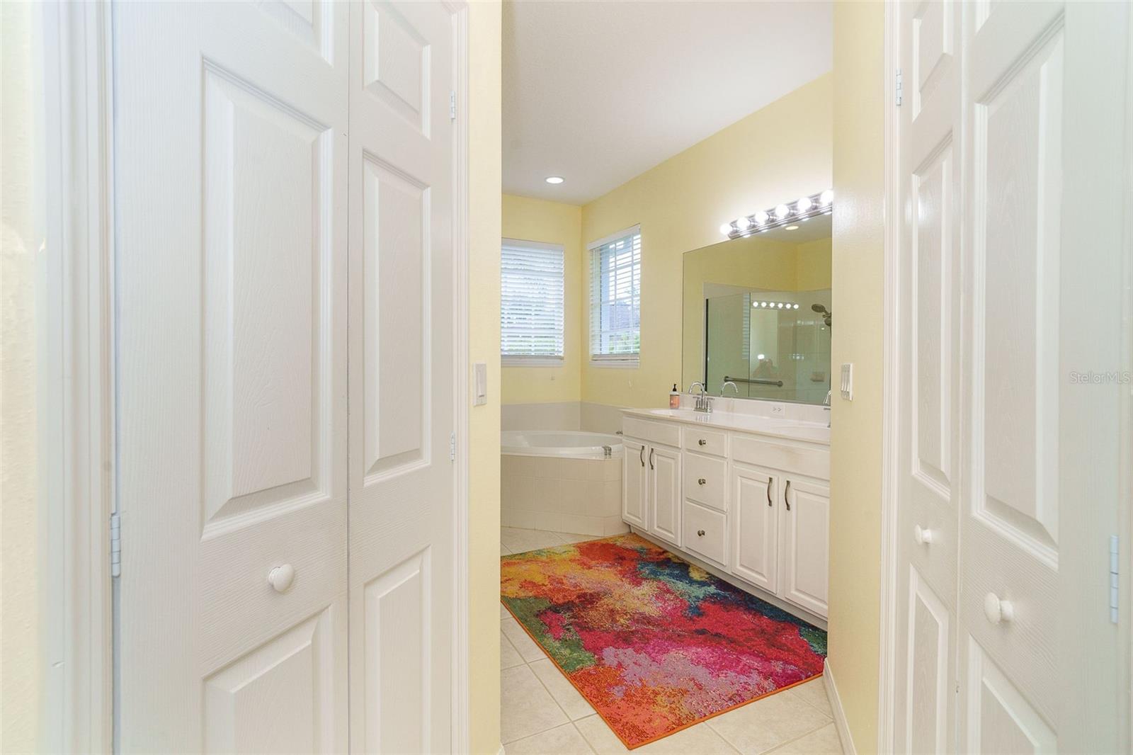 122 CLEAR LAKE DR, ENGLEWOOD, FL, 34223