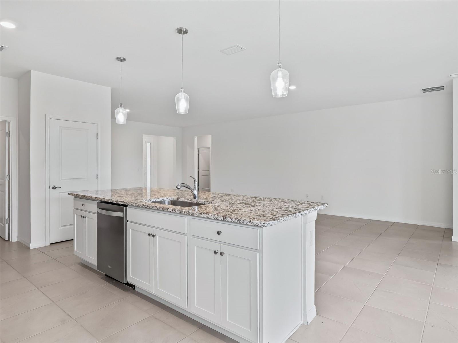 7889 PENROSE PL, WILDWOOD, FL, 34785
