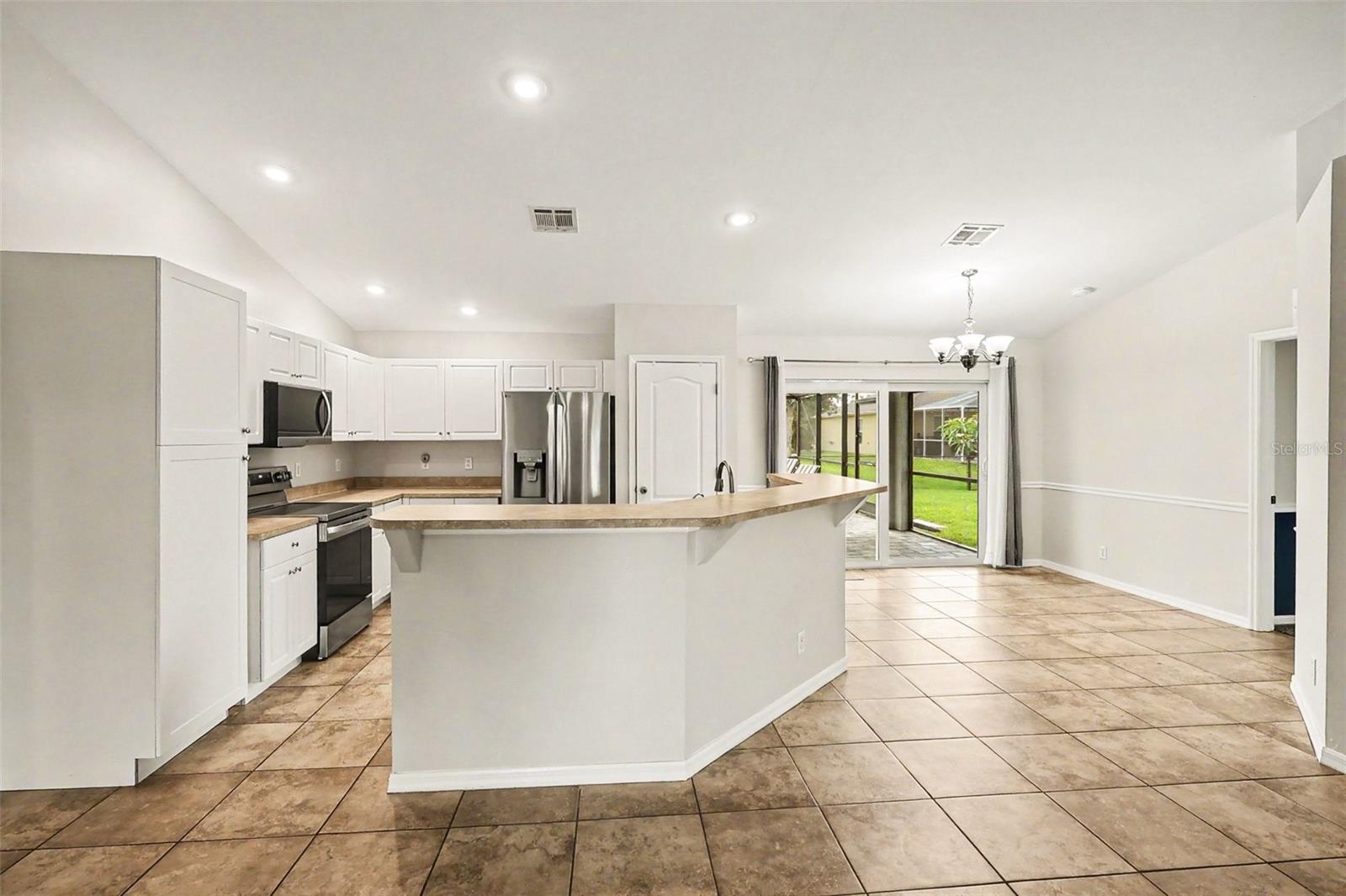 203 NW 6TH PL, CAPE CORAL, FL, 33993