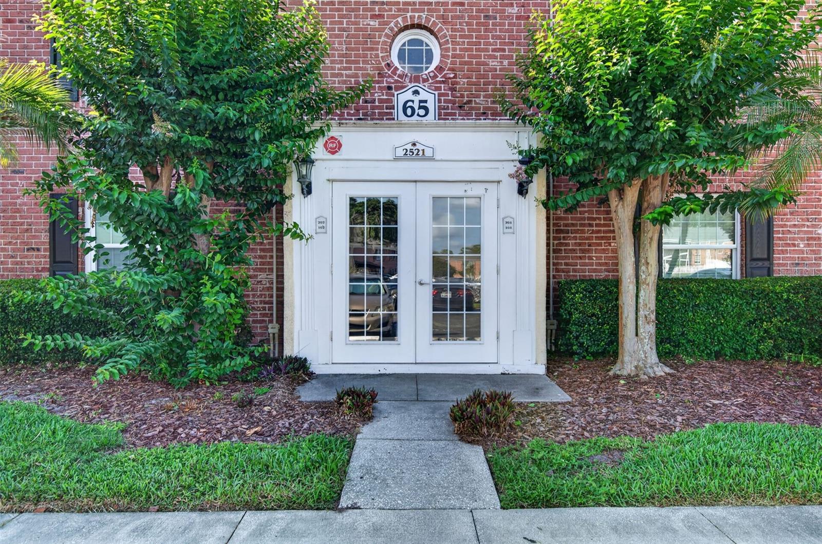 2521 CEDAR CYPRESS CT #101, TAMPA, FL, 33618