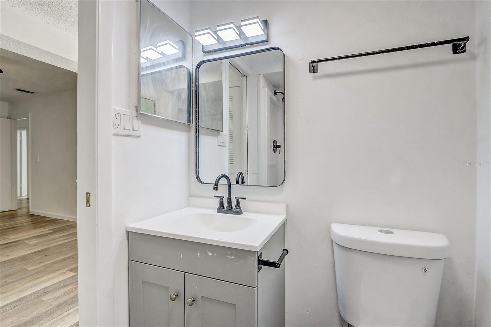 665 LITTLE WEKIVA RD, ALTAMONTE SPRINGS, FL, 32714