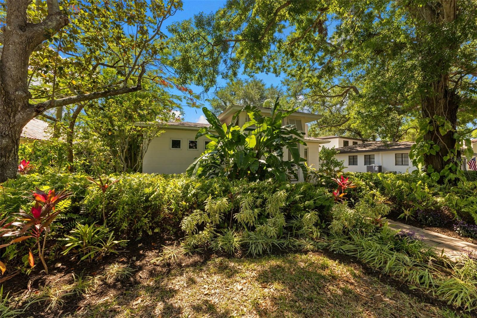 135 ARANDA ST NE, ST PETERSBURG, FL, 33704