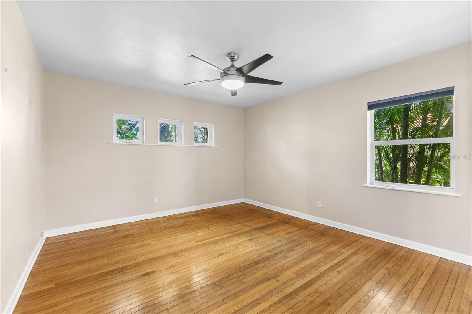 135 ARANDA ST NE, ST PETERSBURG, FL, 33704