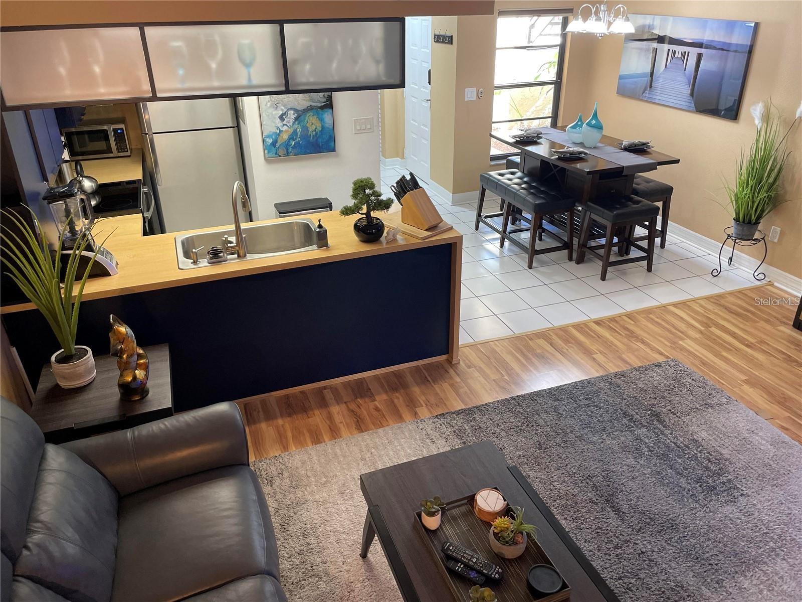 2571 CYPRUS DR #1-104, PALM HARBOR, FL, 34684