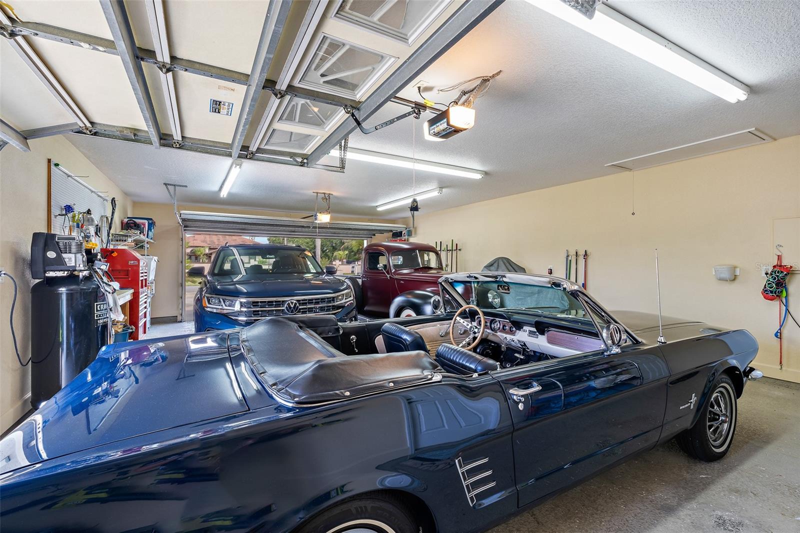 2970 N TROPICAL TRL, MERRITT ISLAND, FL, 32953