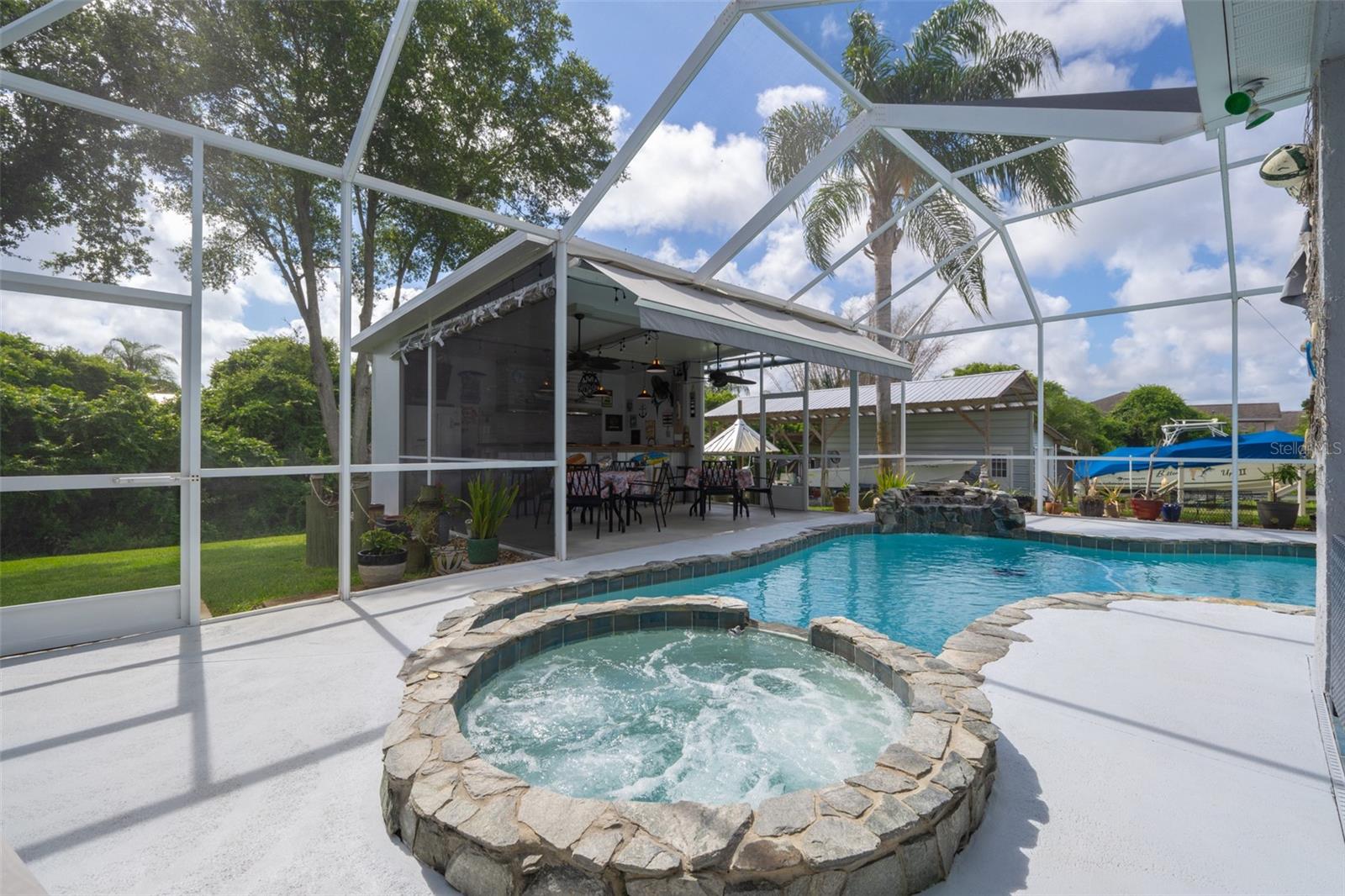 2970 N TROPICAL TRL, MERRITT ISLAND, FL, 32953