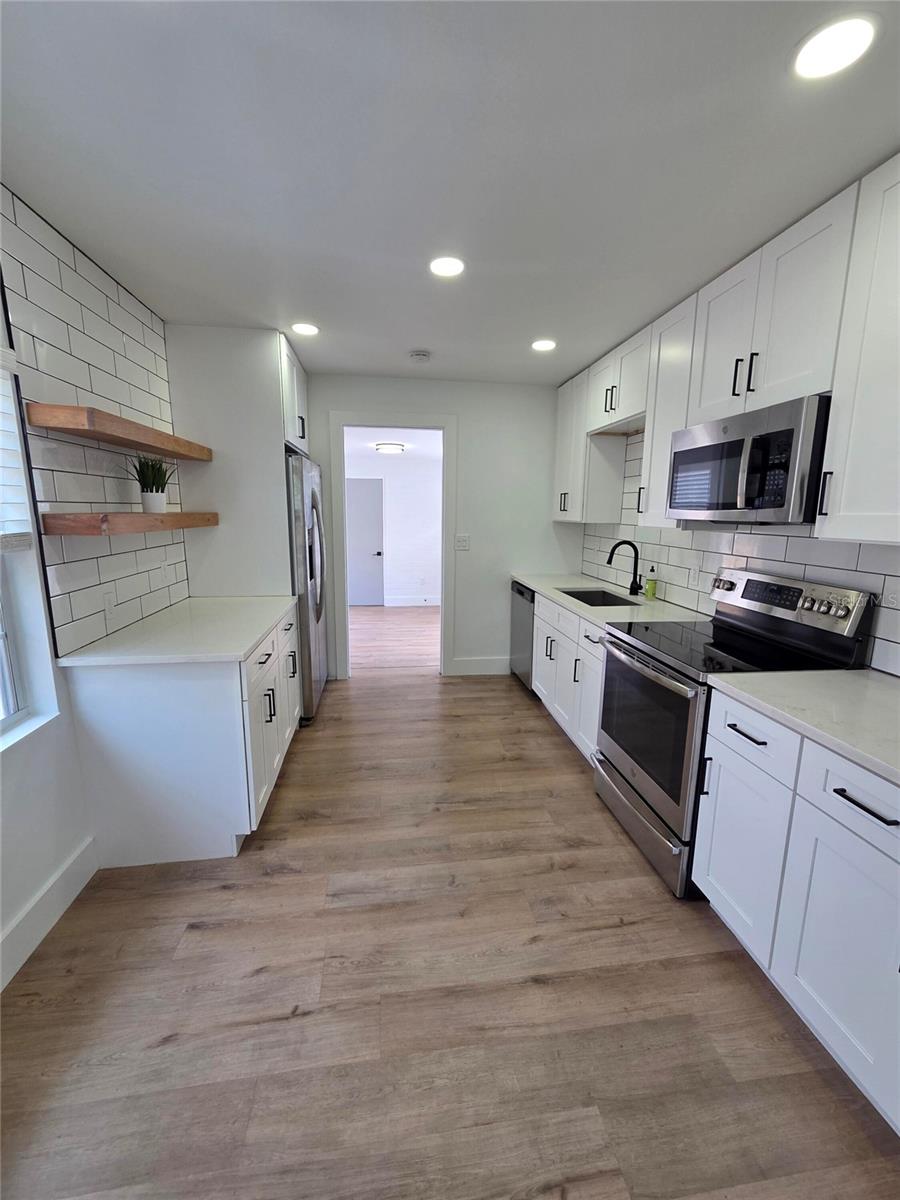 4016 9TH AVE N, ST PETERSBURG, FL, 33713