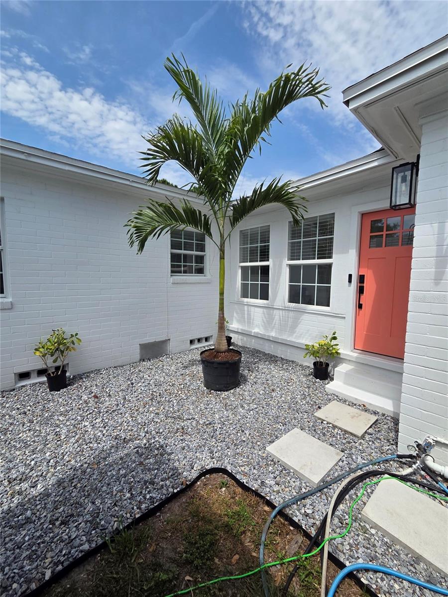 4016 9TH AVE N, ST PETERSBURG, FL, 33713