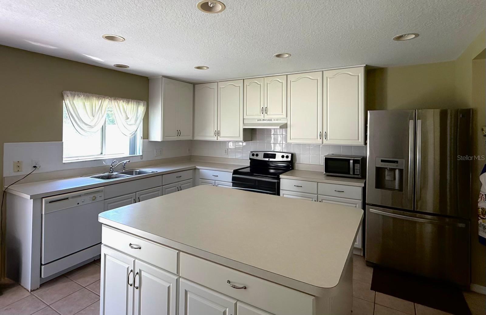32111 BROOKSTONE DR, WESLEY CHAPEL, FL, 33545