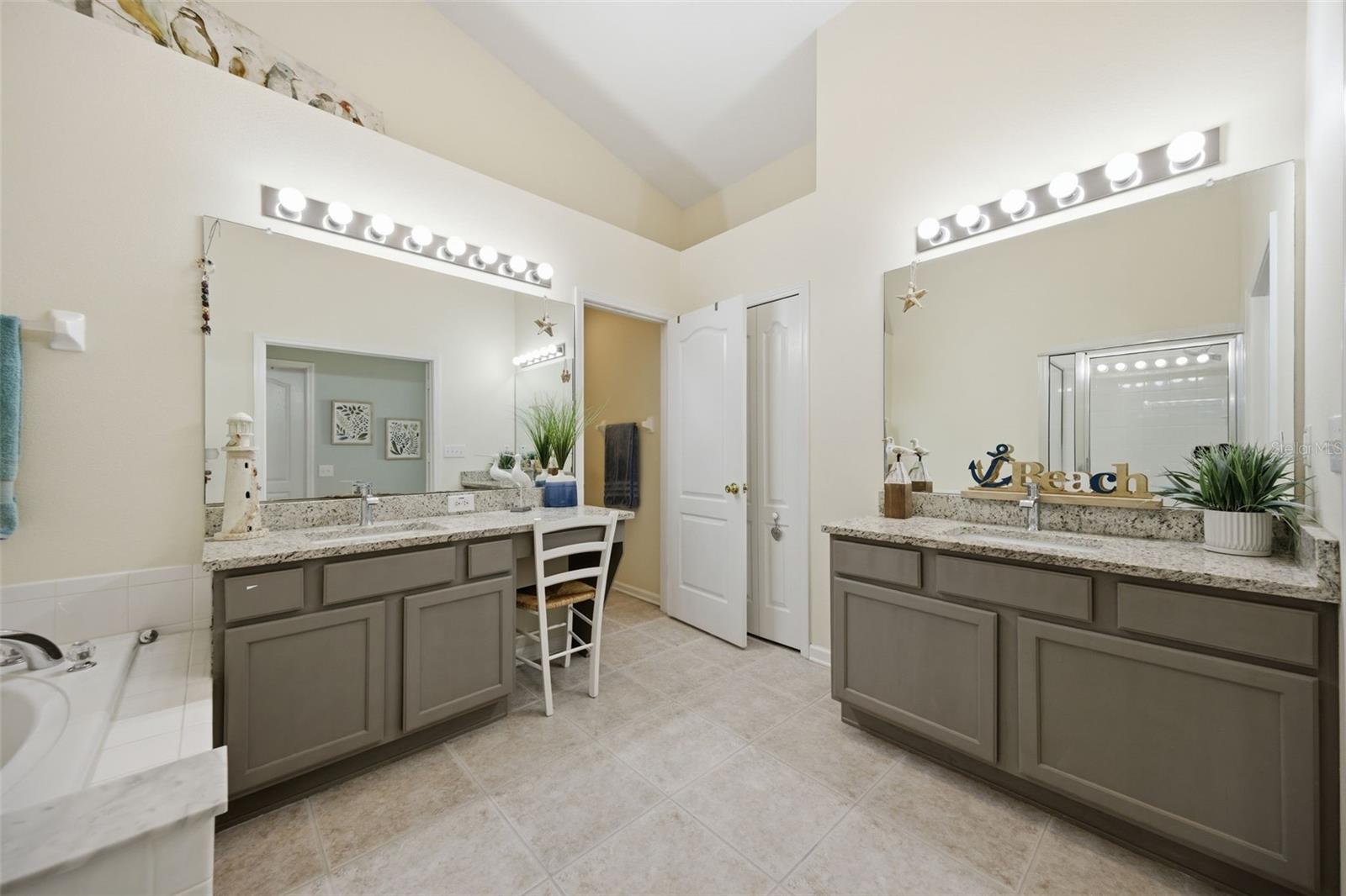 25114 LEXINGTON OAKS BLVD, WESLEY CHAPEL, FL, 33544
