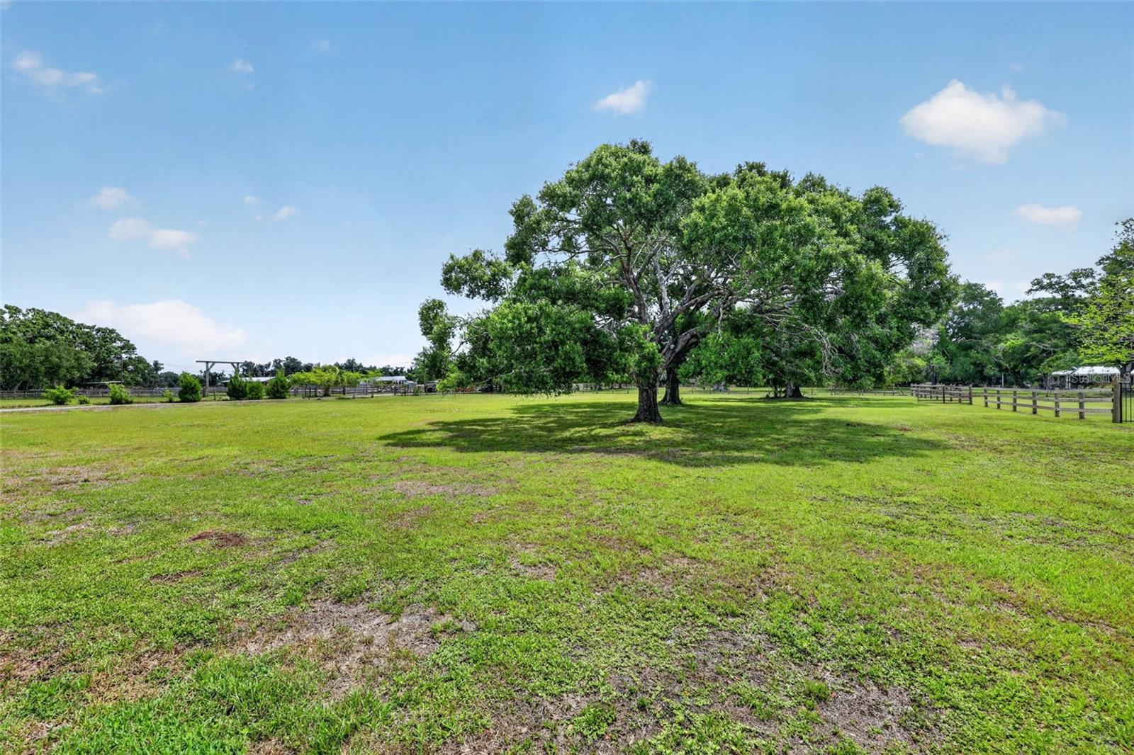 6147 HUPA RD, SARASOTA, FL, 34241