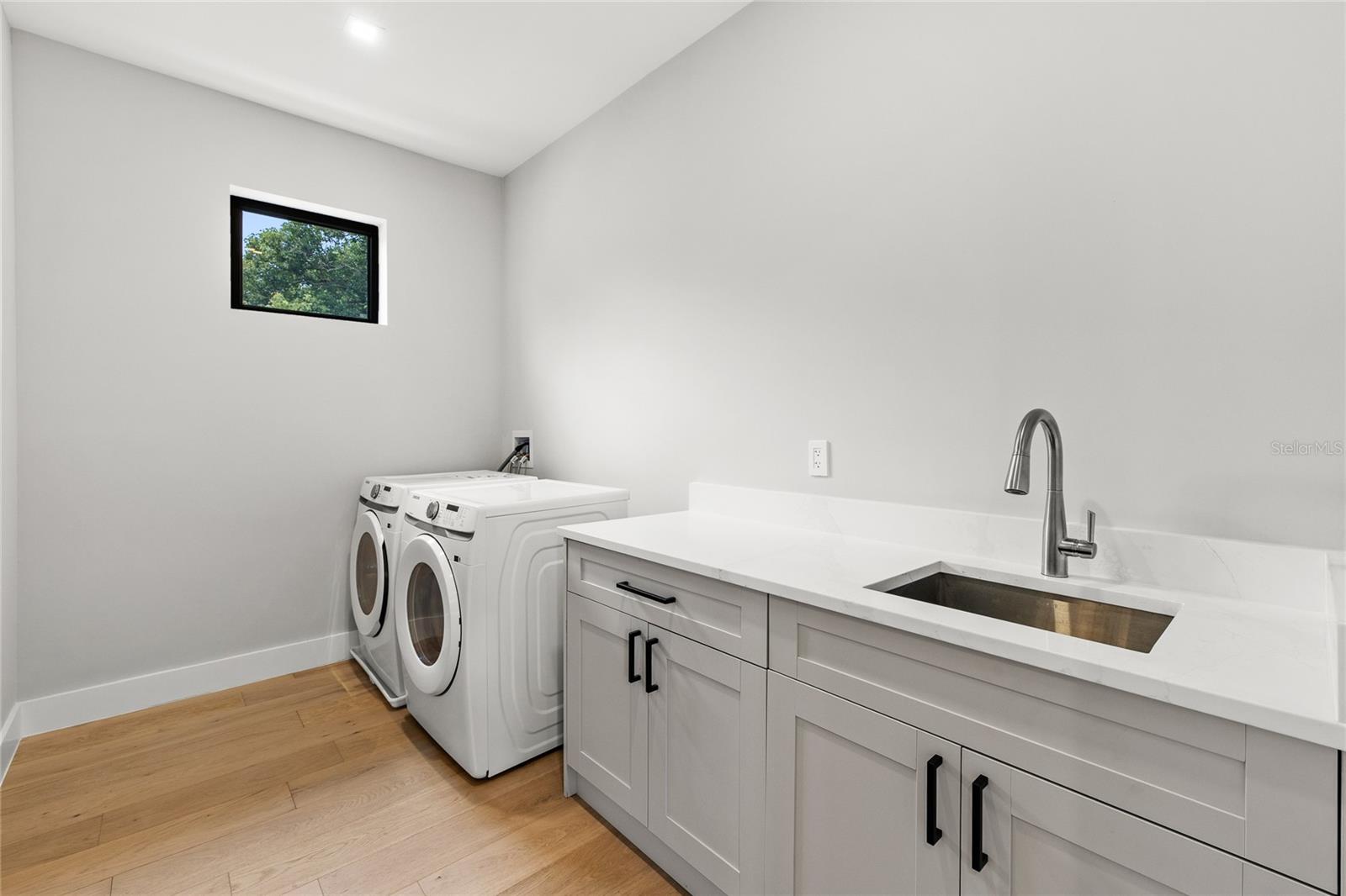 803 YATES ST, ORLANDO, FL, 32804